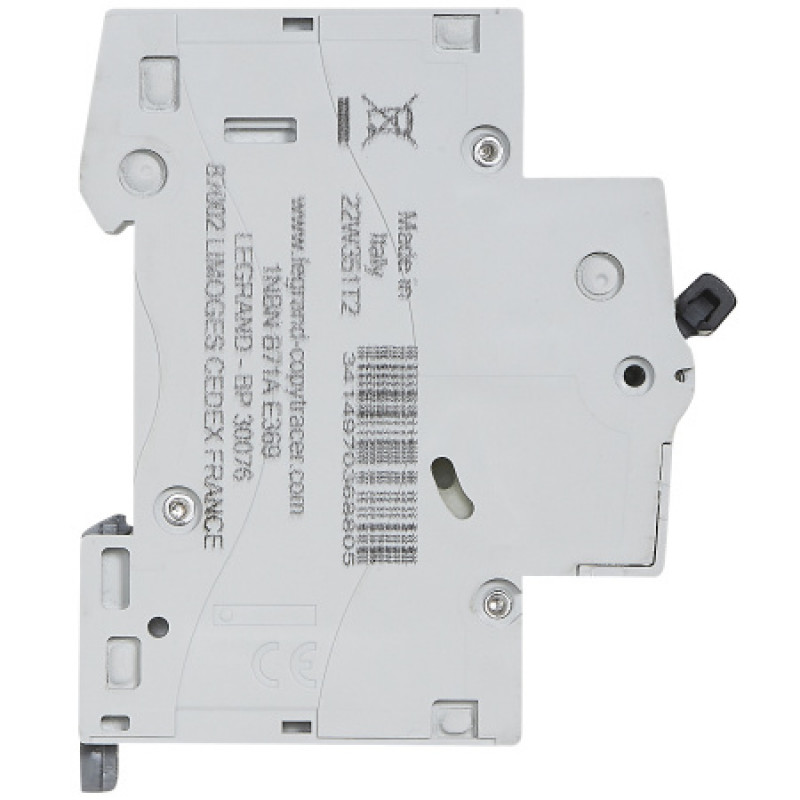 Автоматический выключатель Legrand 2p C 20A 45кA 419698